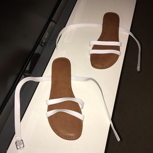 White/tan sandles